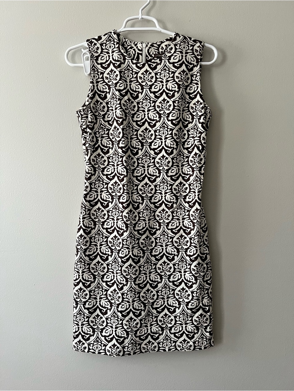 J. McLaughlin Brown and White Patterned Sheath Dress Size XS